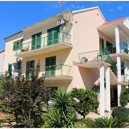 Apartments Lujo Primošten Kültér fotó