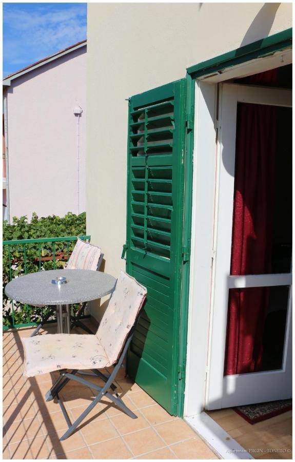 Apartments Lujo Primošten Kültér fotó