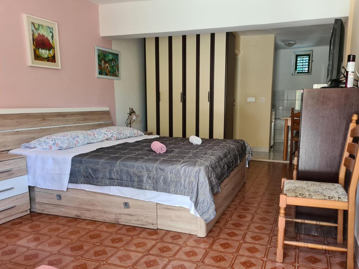 Apartments Lujo Primošten Kültér fotó